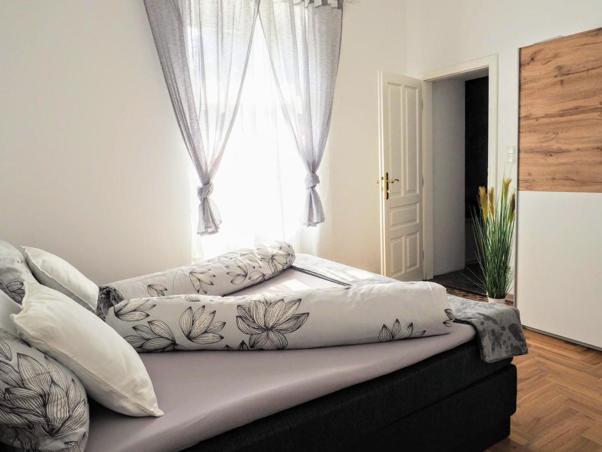 City Villa Schoenbrunn Apartments - Contactless 24H Check-In Wina Bagian luar foto