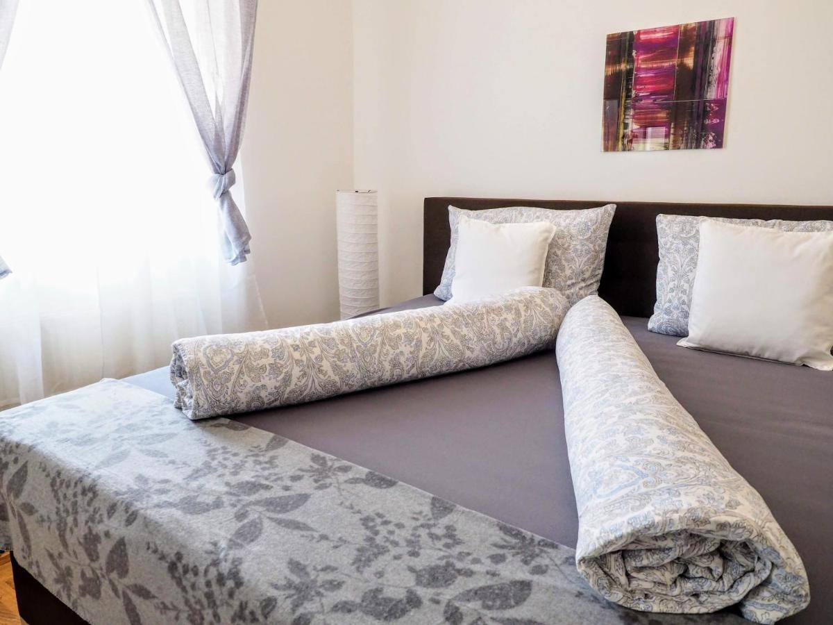 City Villa Schoenbrunn Apartments - Contactless 24H Check-In Wina Bagian luar foto